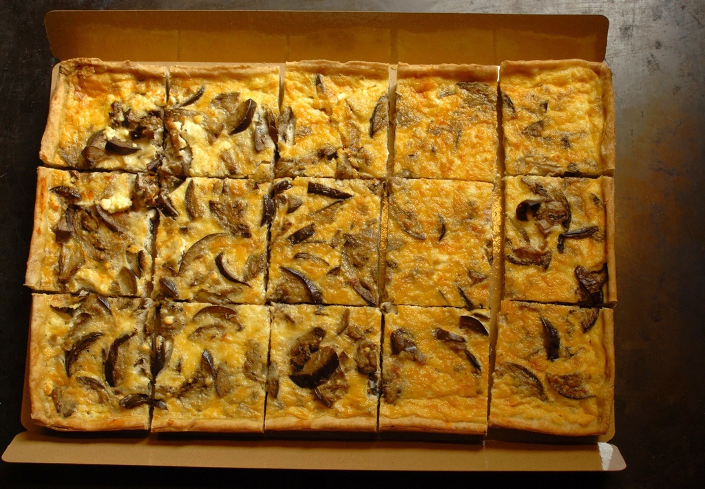 QUICHE AUBERGINE & FETA - BIO - PLAQUE 30x45cm - 15 parts