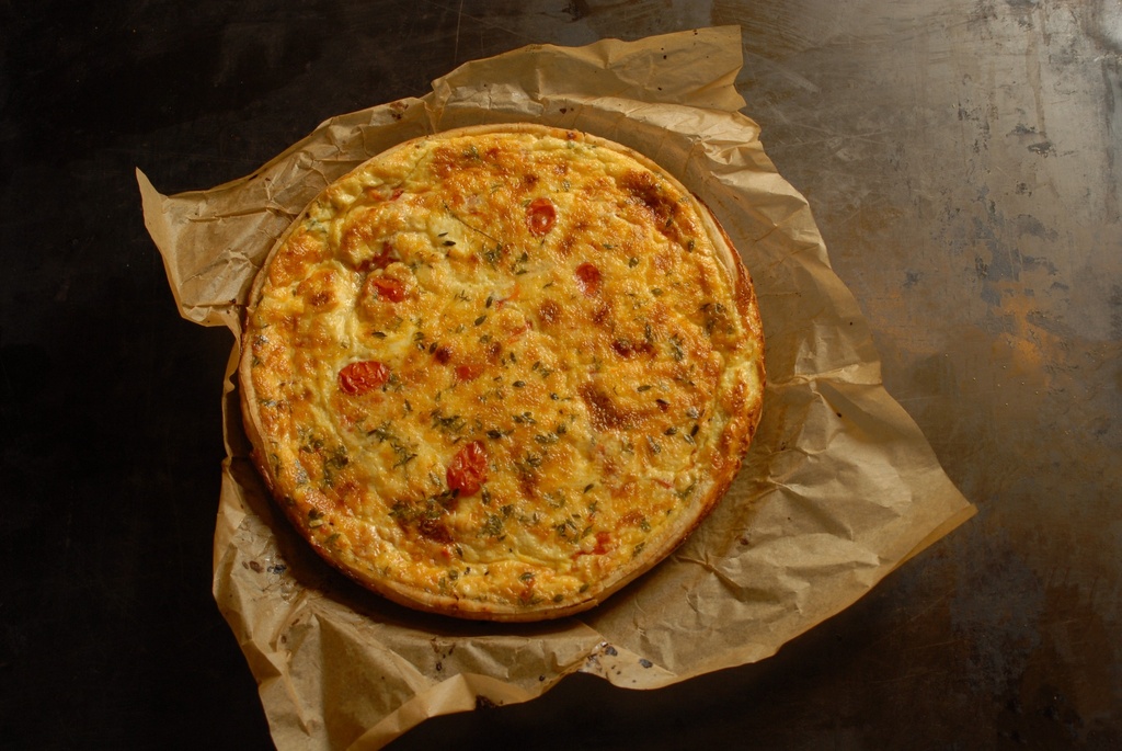 QUICHE RICOTTA, OVENGEGAARDE TOMATEN & TIJM - BIO - 28CM