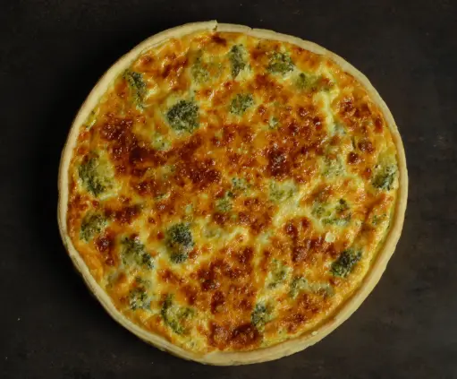 [3.2.1.3519 *] QUICHE MET BROCOLI - BIO - 28CM