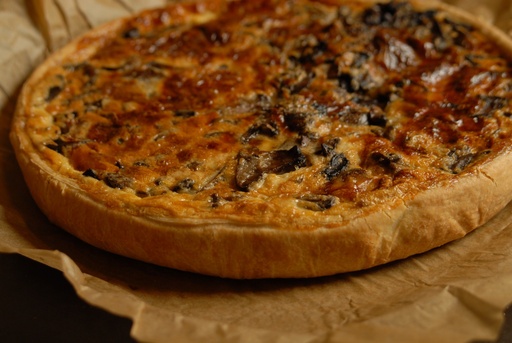 [3.2.1.3700 *] QUICHE MET CHAMIGNONS - BIO - 28CM