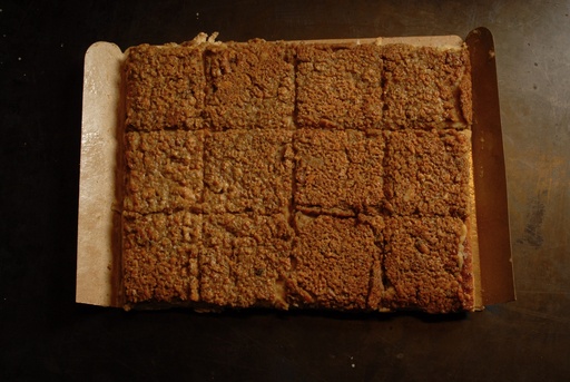 [2.2.3.5186 *] TARTE AUX NOIX - BIO - DEMI 30X45 - 12 portions