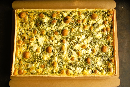 [3.2.3.5858 *] QUICHE FALAFEL, FETA & ROQUETTE - BIO - GASTRO 30X45 - 15 portions